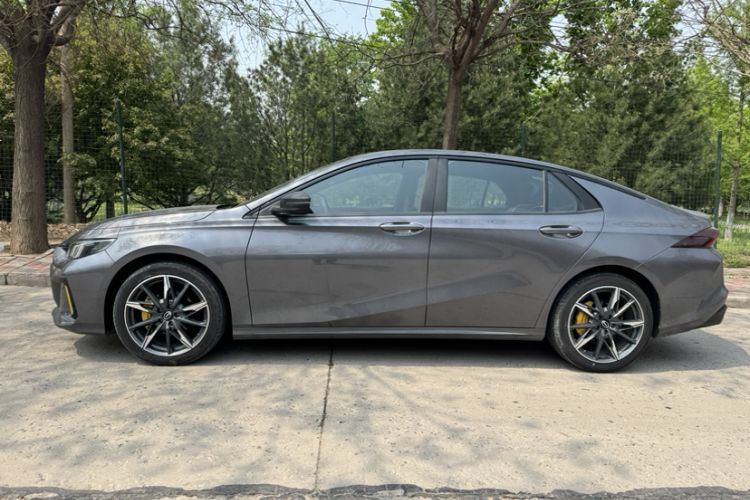 Used GAC Trumpchi EMPOW 2023 270T DCT J15 Version
