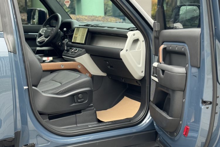 Used Land Rover Defender 2022 90 2.0T P300 X-DYNAMIC HSE