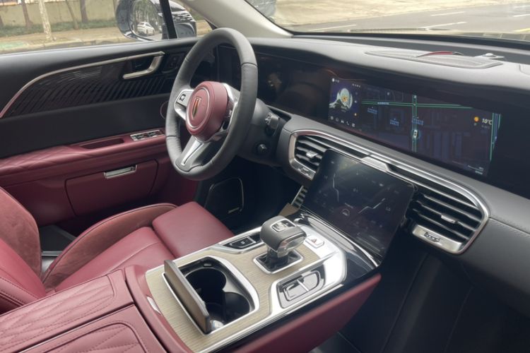 Used Hongqi E-HS9 2022 690 km Range Flagship Edition Six Seats
