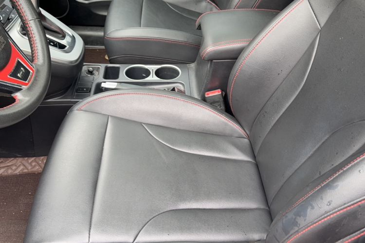 Used Haval M6 2017 1.5T Automatic Two-Wheel Drive Elite Model
