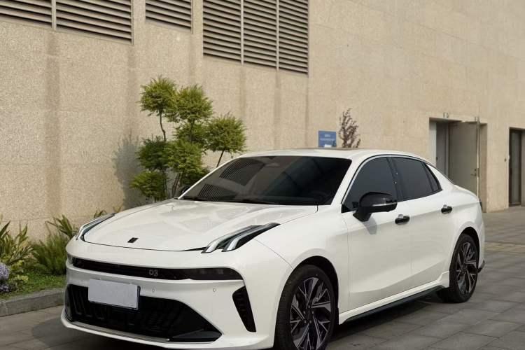Used Lynk & Co 03 2026 Model 1.5TD DCT Pro Exterior 2