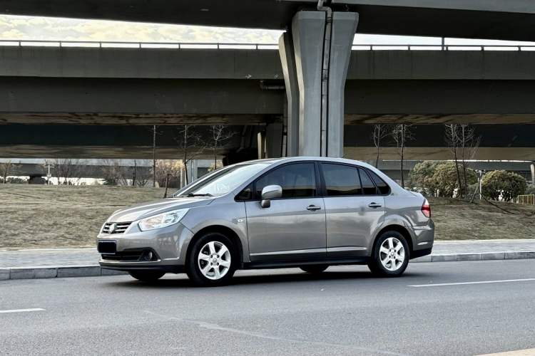 Used Venucia D50 2013 1.6L Automatic Luxury Edition
