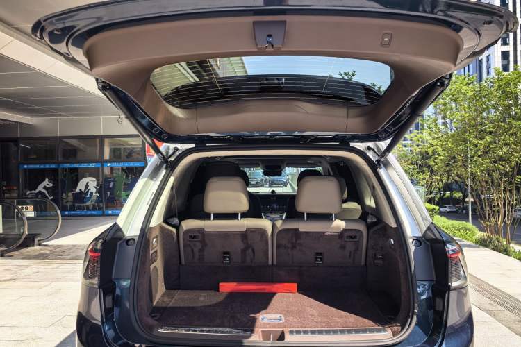 Used Hima AITO M9 2025 Extended-Range Max Version 52 kWh 6-Seater Edition