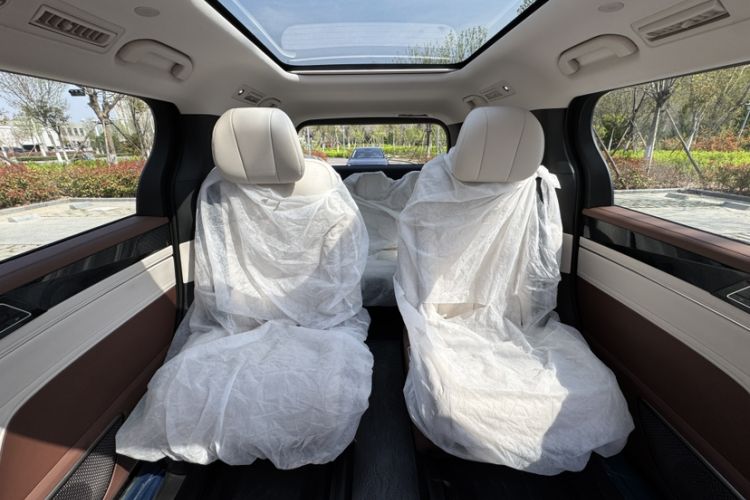 Used BYD Xia 2025 DM-i 1.5T 100km Leading Model Interior 2