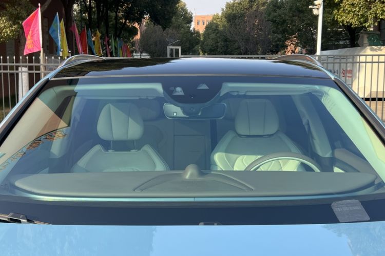 Used VOYAH FREE 2021 Four-Wheel Drive Standard All-Electric Exclusive Luxury Package Roof