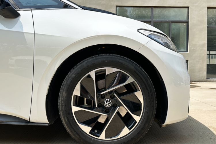 Used Volkswagen ID.3 2025 Smart Model Outstanding Oxygen Edition Exterior 7