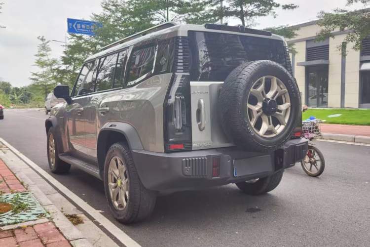 Used JETOUR Traveler 2023 2.0T Four-Wheel Drive Conqueror