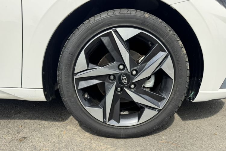 Used Hyundai Elantra 2022 1.5L CVT GLX Elite Edition Exterior 7