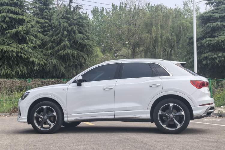 Used Audi Q3 2020 35 TFSI Fashion Dynamic Model