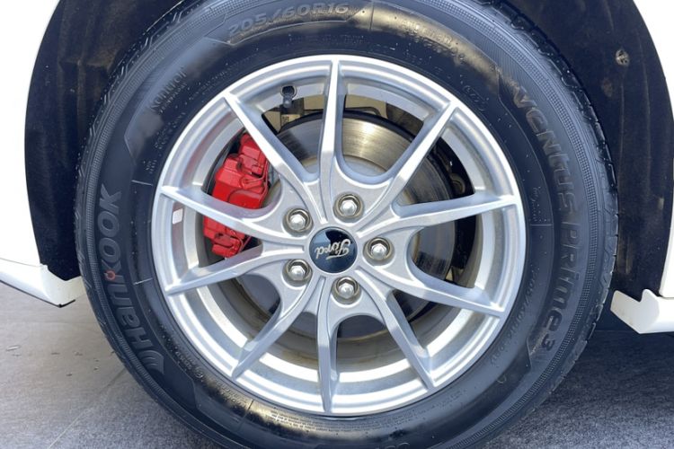 Used Ford Focus 2021 Hatchback EcoBoost 180 Automatic Titanium Edition Exterior 7