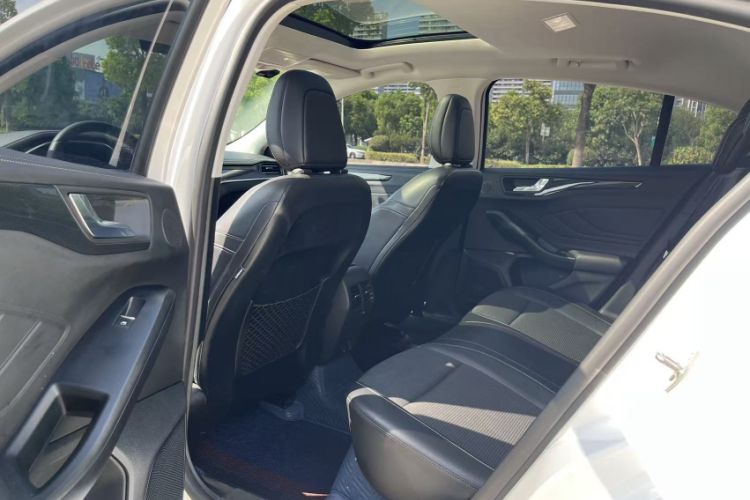 Used Ford Focus 2021 Hatchback EcoBoost 180 Automatic Titanium Edition