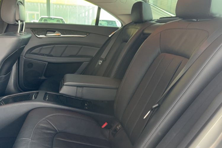 Used Mercedes-Benz CLS 2015 CLS 320 Interior 5