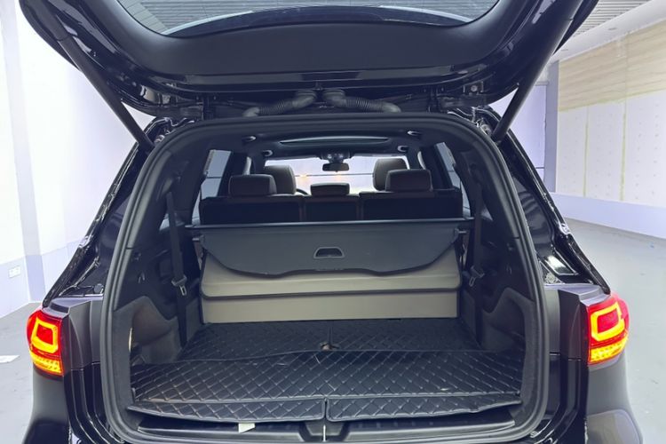 Used Mercedes-Benz GLB 2023 GLB 220 Fashion Model Interior 8