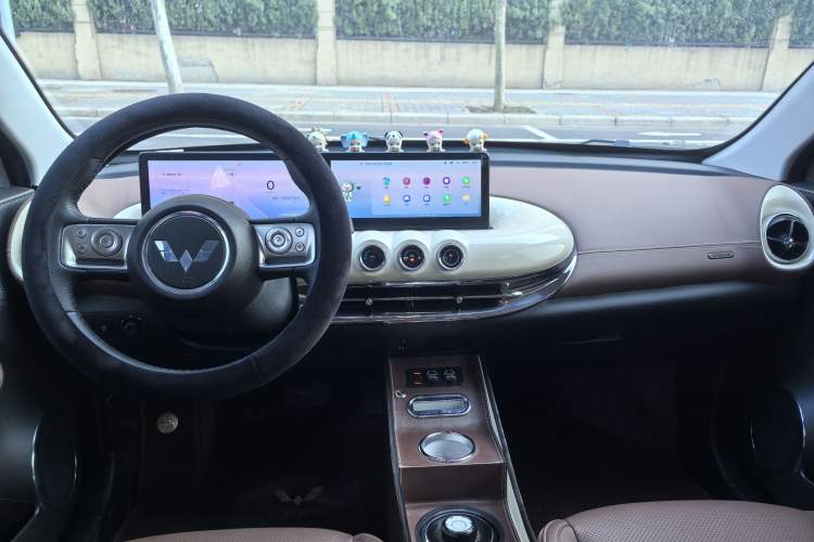 Used Wuling Bingo 2023 410 km Lingxi Deluxe Edition
