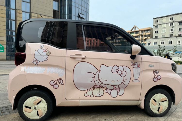 Used Chery New Energy QQ Ice Cream 2022 120km Conical Shape Lithium Iron Phosphate