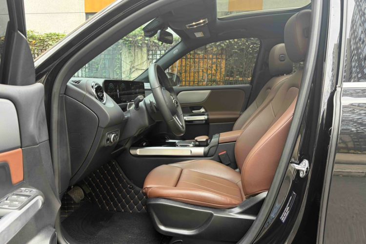 Used Mercedes-Benz GLB 2022 Second Facelift GLB 200 Dynamic Edition Interior 5