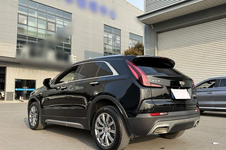 Used Cadillac XT4 2021 28T Two-Wheel Drive Luxury Version
