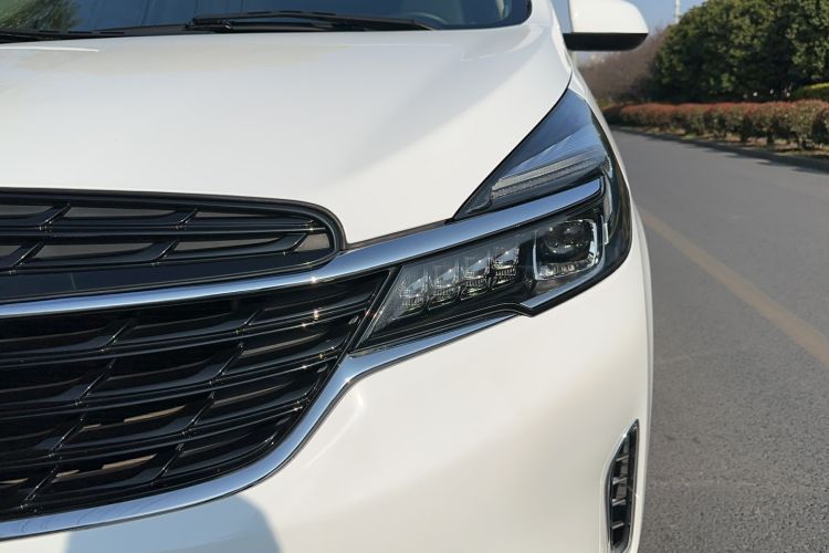 Used Buick GL8 2022 Land Business Class 652T Luxury Model