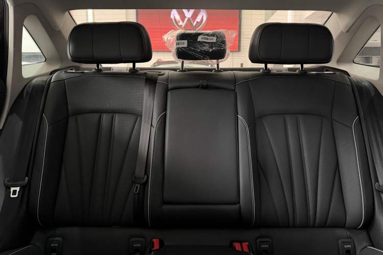 Used Volkswagen Passat 2024 380TSI Starry Dragon Edition