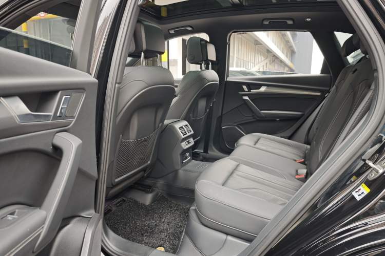 Used Audi Q5L 2023 40T Luxury Dynamic Model