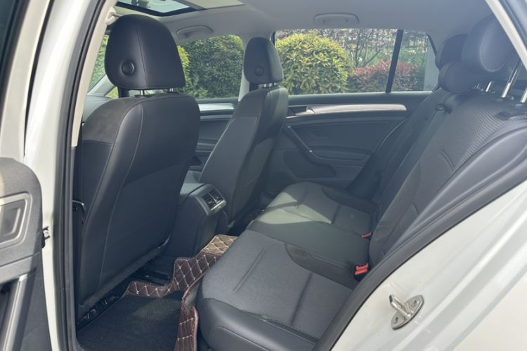 Used Volkswagen Golf 2018 230TSI Automatic Comfort Model