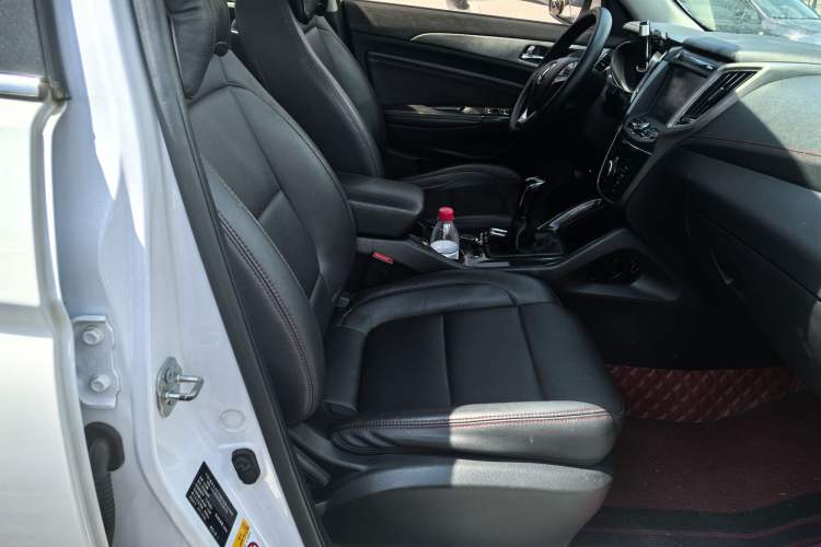 Used Changan CS75 2017 Shangku Edition 1.5T Manual ZhiXiang Model