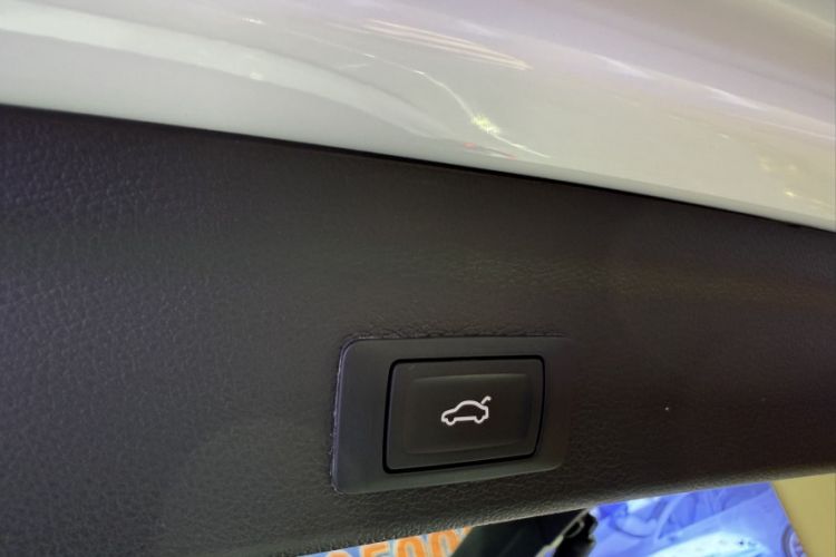 Used Audi Q3 2021 35 TFSI Advanced Style Edition Interior 6