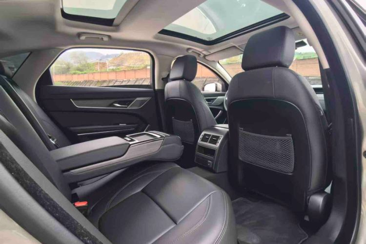 Used Jaguar XFL 2022 XFL 2.0T P200 Two-Wheel-Drive Elite Luxury Edition
