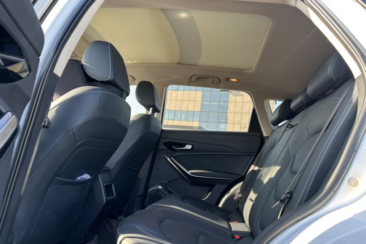 Used FAW Senya R9 2018 1.2T Automatic Prestige Smart Enjoyment Model
