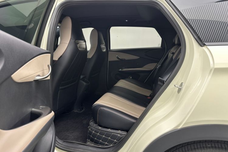 Used BYD Dolphin 2023 420 km Fashion Edition
