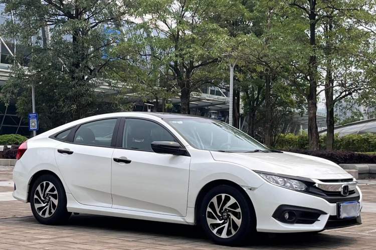 Used Honda Civic 2016 220TURBO CVT Luxury Edition Exterior 2