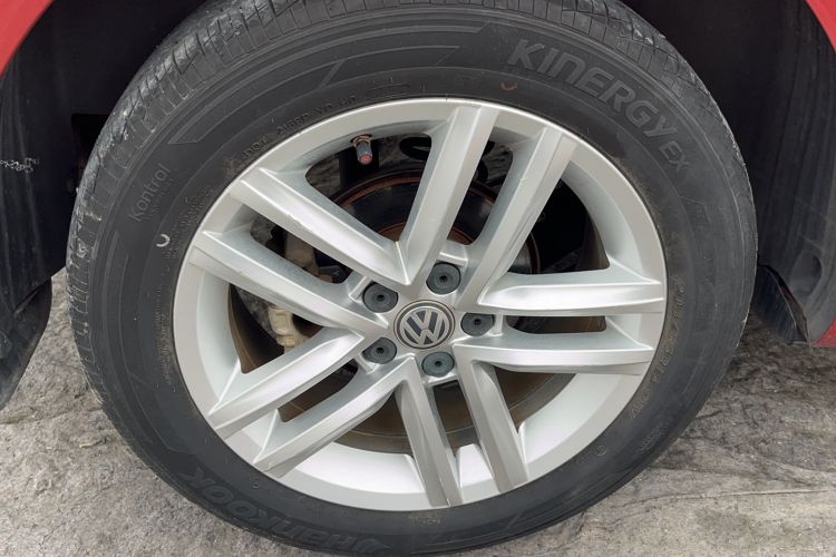 Used Volkswagen Gran Lavida 2015 1.6L Automatic Comfort Edition