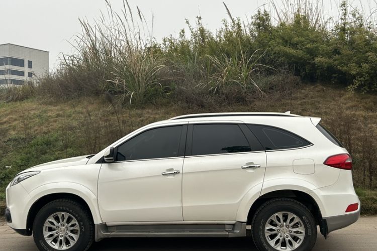 Used JMC Yusheng S350 2018 2.0T Automatic All-Wheel Drive Diesel Luxury Version with Sunroof 5 Seats
