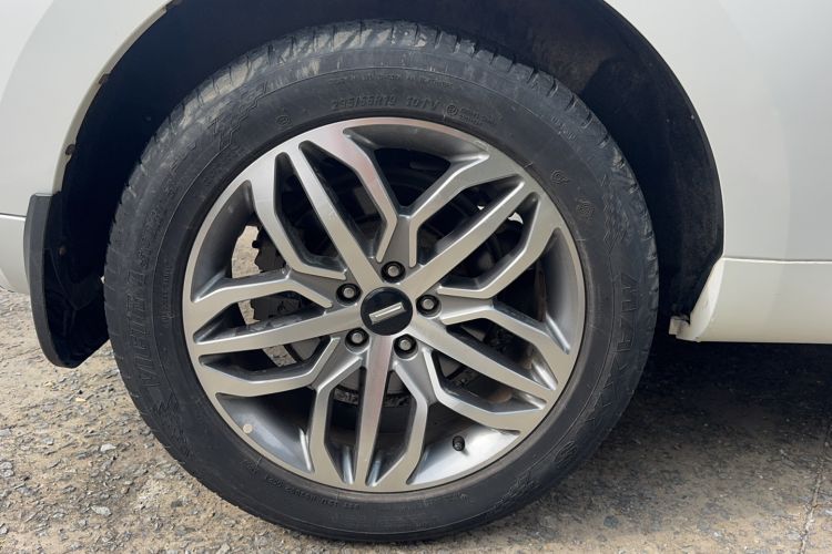 Used Wey VV5 2017 2.0T Ultra-Luxury Version
