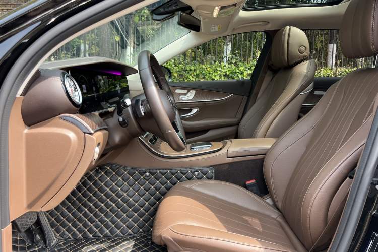 Used Mercedes-Benz E-Class 2023 Updated E 300 L Fashion Edition
