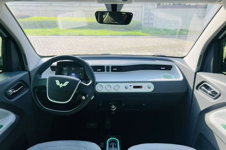 Used Wuling Hongguang MINIEV 2022 Macaron Premium Model – Lithium Ternary Battery