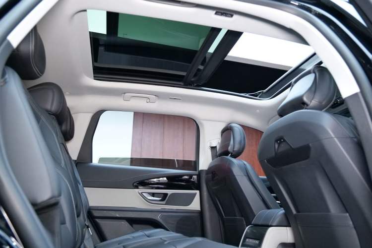 Used Lincoln Nautilus 2023 2.0T All-Wheel-Drive Luxury Hybrid Edition