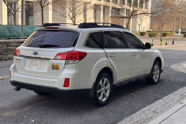 Used Subaru Outback 2013 2.5i Luxury Edition
