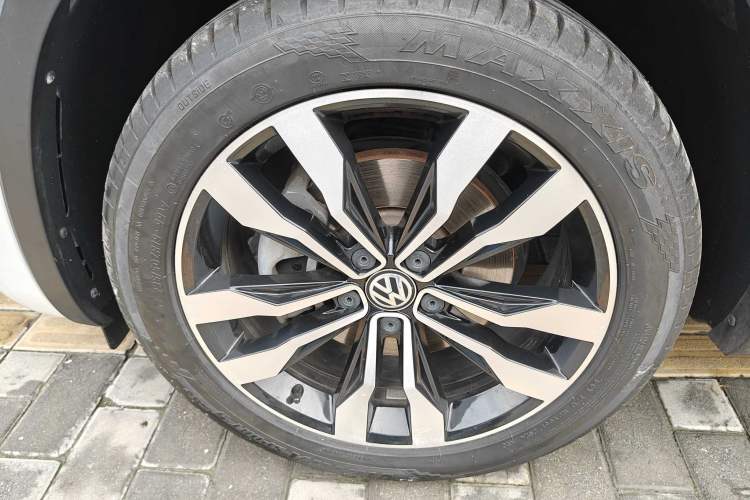 Used Volkswagen Tayron 2020 380TSI All-Wheel Drive R-Line Connected Version
