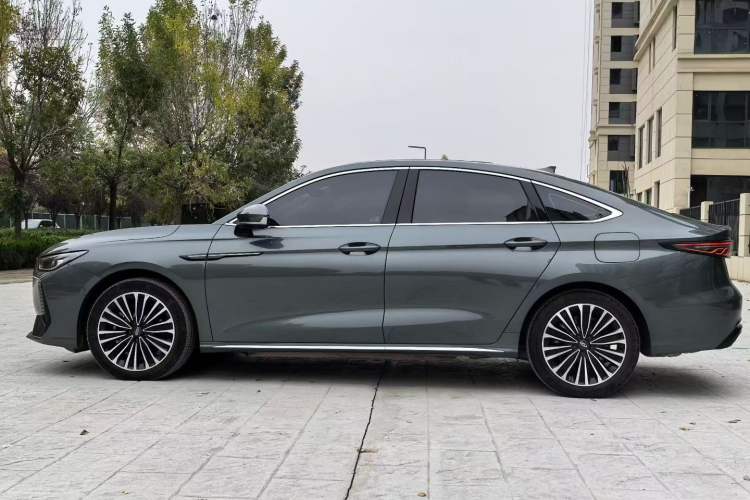 Used Chery Fengyun A8L 2025 1.5 TGDI 145 km Luxury Version