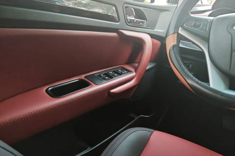 Used JAC Refine S3 2017 1.6L CVT Luxury Smart Model