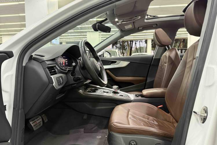 Used Audi A4L 2018 30th Anniversary Edition 40 TFSI Fashion Model