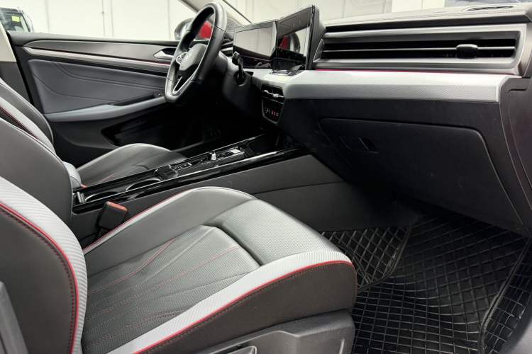 Used Volkswagen Lamando 2022 Lavida L 280TSI DSG Cool & Spicy Edition