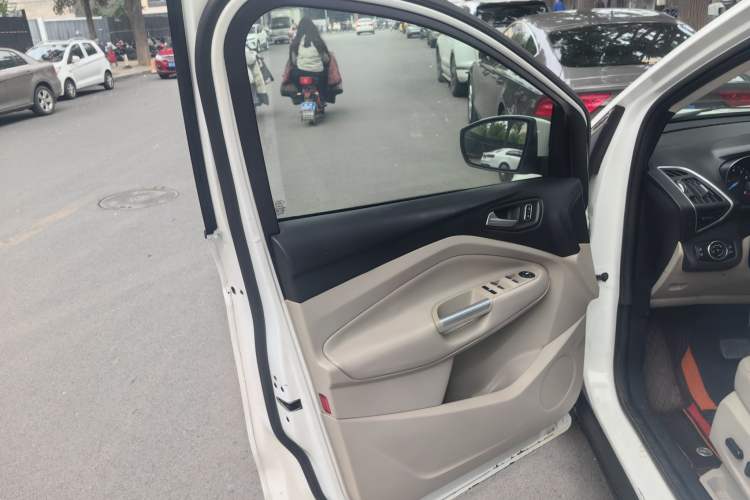 Used Ford Kuga 2013 1.6L GTDi 4x4 Elite Model