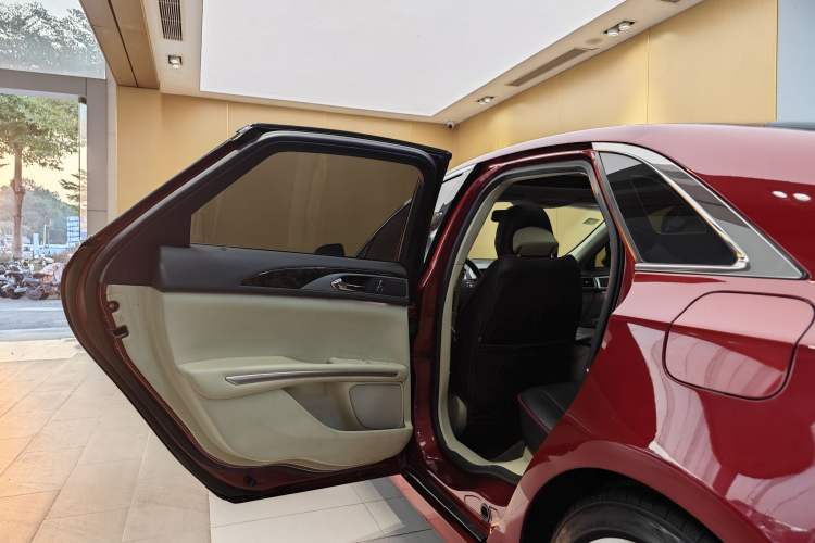 Used Lincoln MKZ 2014 2.0T Luxury Edition
