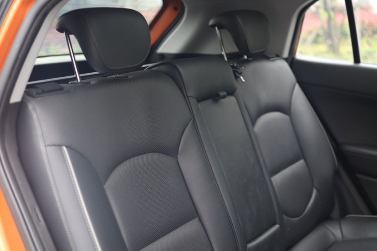 Used Hyundai ix25 2015 1.6L Automatic Two-Wheel Drive Smart GLS Trim Interior 4