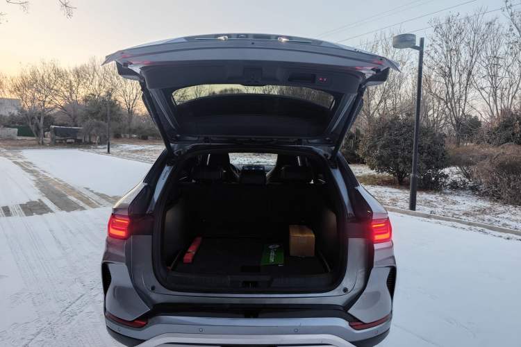 Used BYD Song PLUS New Energy 2023 Champion Edition DM-i 110KM Flagship PLUS
