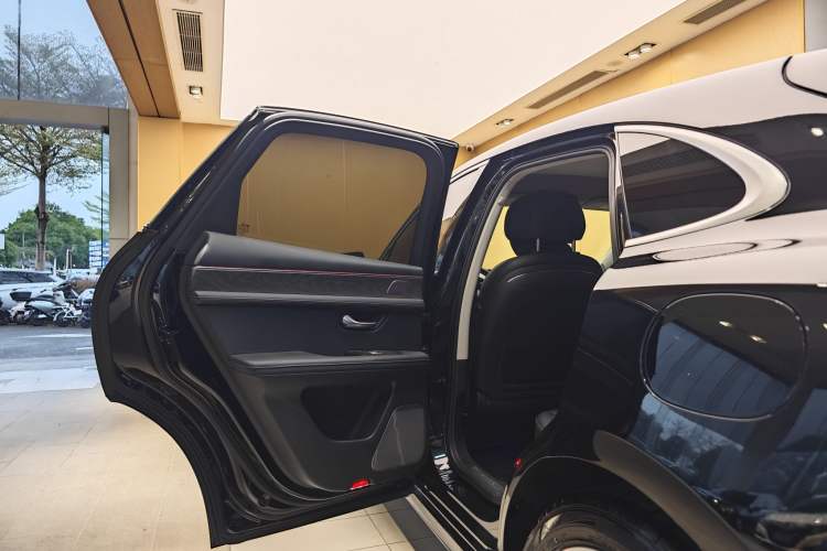 Used Hima AITO M5 2022 Range-Extended Rear-Drive Standard Version