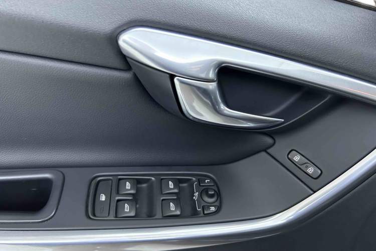 Used Volvo XC60 2015 T5 AWD Zhiyuan Edition