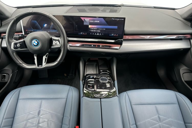 Used BMW i5 2024 eDrive 35L M Sport Package
